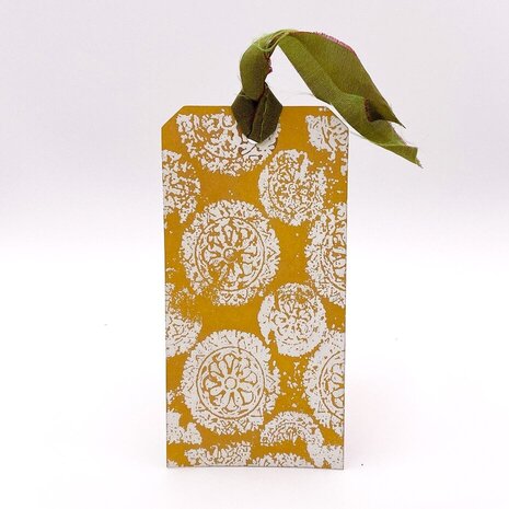 Cosmic Shimmer Andy Skinner Pre Cut Rubber Stamp Distressed Mandala (07-0028-AS) Cosmic Shimmer Andy Skinner Pre Cut Rubber Stamp Distressed Mandala (07-0028-AS)
