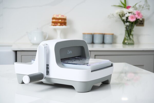 Sizzix Big Shot Machine Only (667085) + GRATIS DISNEY SNIJMAL