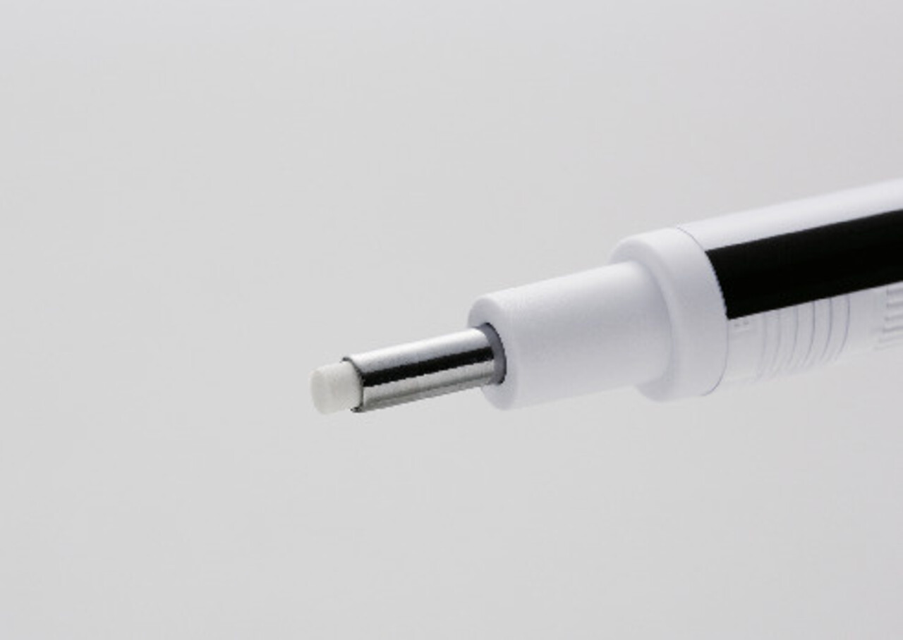 Tombow Mono Zero Precision Eraser (2,3mm) (EH-KUR) Tombow Mono Zero Precision Eraser (2,3mm) (EH-KUR)