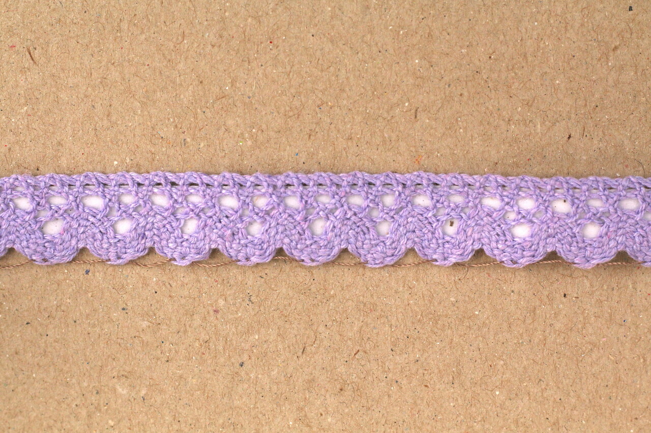 Make by Me! Tape Zelfklevend Kant 2 m Donkerroze (TP.730) Make by Me! Tape Zelfklevend Kant 2 m Donkerroze (TP.730)