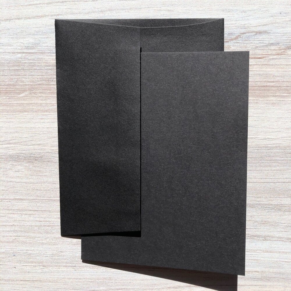 Graphic 45 Cards & Envelopes Black 4.25x5.5 Inch (4501989) (OUTLET)
