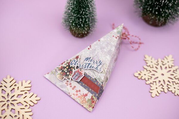 Crafter's Companion Make and Send Christmas 12x12 Inch Card Making Pad (CC-PAD12-MAS-XMAS) (OUTLET)