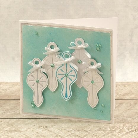 Couture Creations Star Bauble Cut, Foil and Emboss Die (CO727009) (OUTLET)