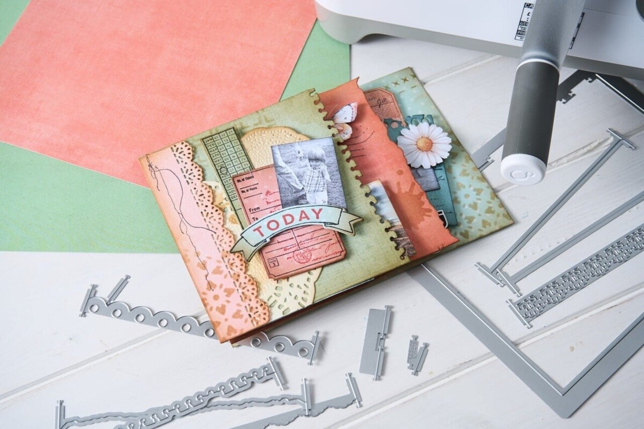 Sizzix 49 & Market Clear Stamps with Framelits Tag It (667064)