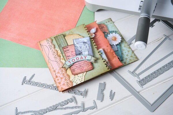 Sizzix 49 & Market Clear Stamps with Framelits Tag It (667064)