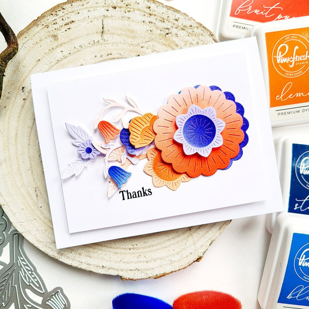 Pinkfresh Studio Homespun with Heart Die Bloomsmith Florals (312525)