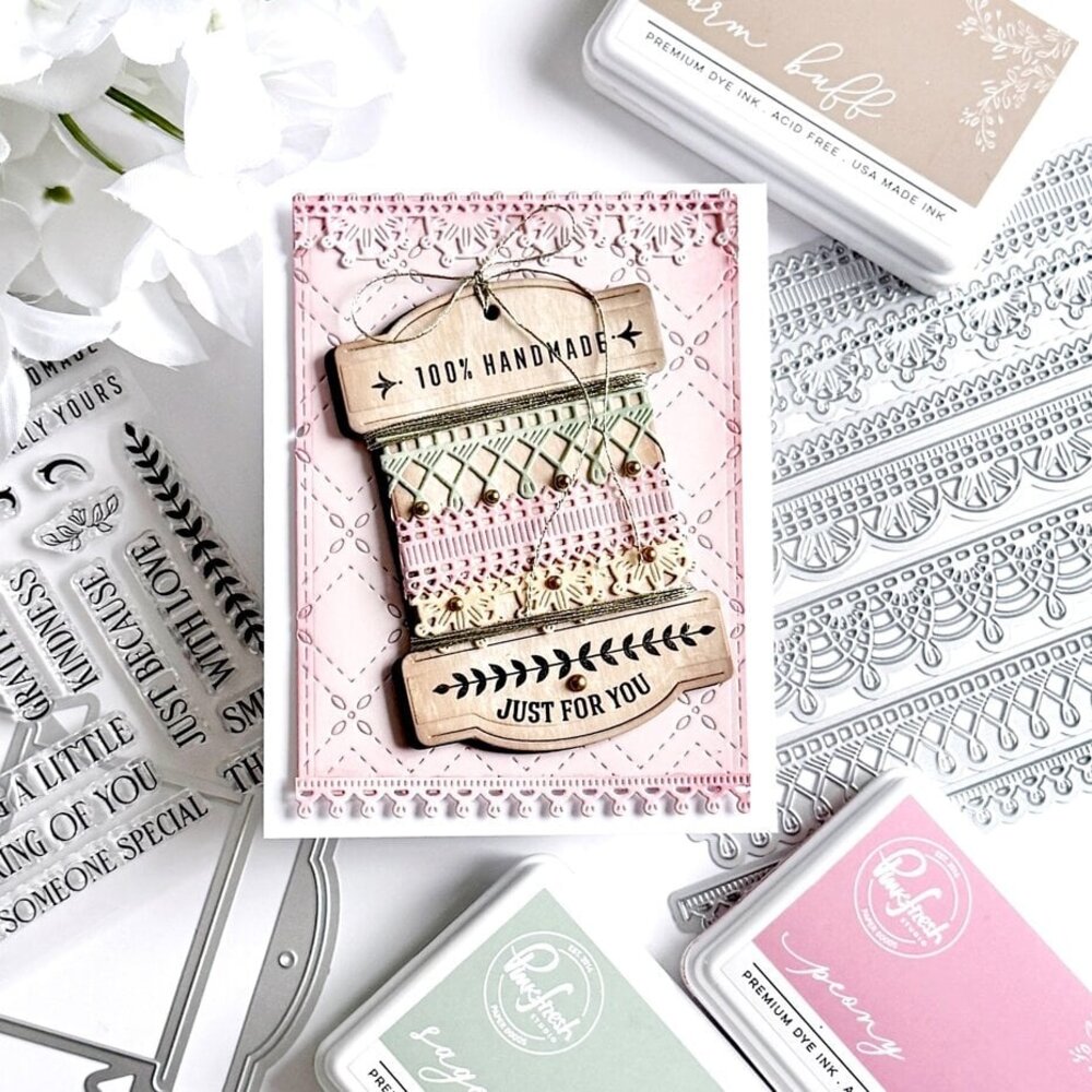 Pinkfresh Studio Homespun with Heart Die The Stitch Edit Heritage Lace (313325)