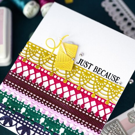 Pinkfresh Studio Homespun with Heart Die The Stitch Edit Heritage Lace (313325)