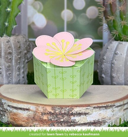 Lawn Fawn Flower Treat Box Dies (LF4044)
