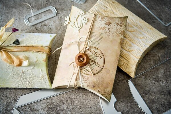 Sizzix Thinlits Die Set Vault Pillow Box + Bag (666568)