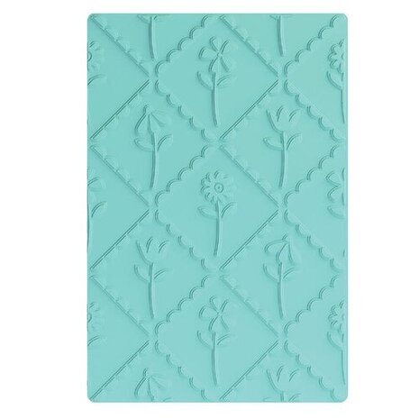 Sizzix PRE-ORDER Catherine Pooler Multi-Level Textured Impressions Scallop Framed Florals (667117)