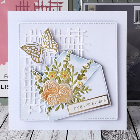 Lisa Horton Crafts Floribunda Petal Envelope A6 Embossing Folder & Die (LHCEF186)