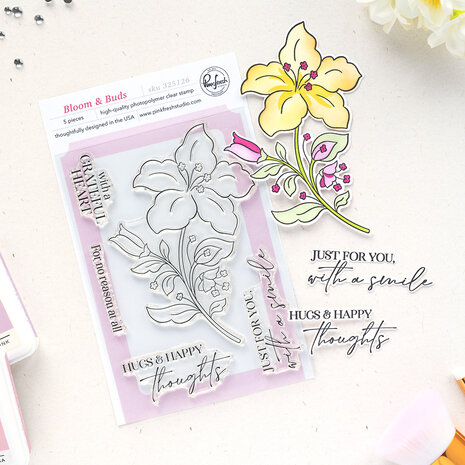 Pinkfresh Studio PRE-ORDER Sunlit Manor Stamp Bloom & Buds (325126) Pinkfresh Studio PRE-ORDER Sunlit Manor Stamp Bloom & Buds (325126)