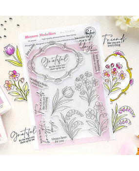 Pinkfresh Studio PRE-ORDER Sunlit Manor Stamp Blossom Medallion (323826) Pinkfresh Studio PRE-ORDER Sunlit Manor Stamp Blossom Medallion (323826)