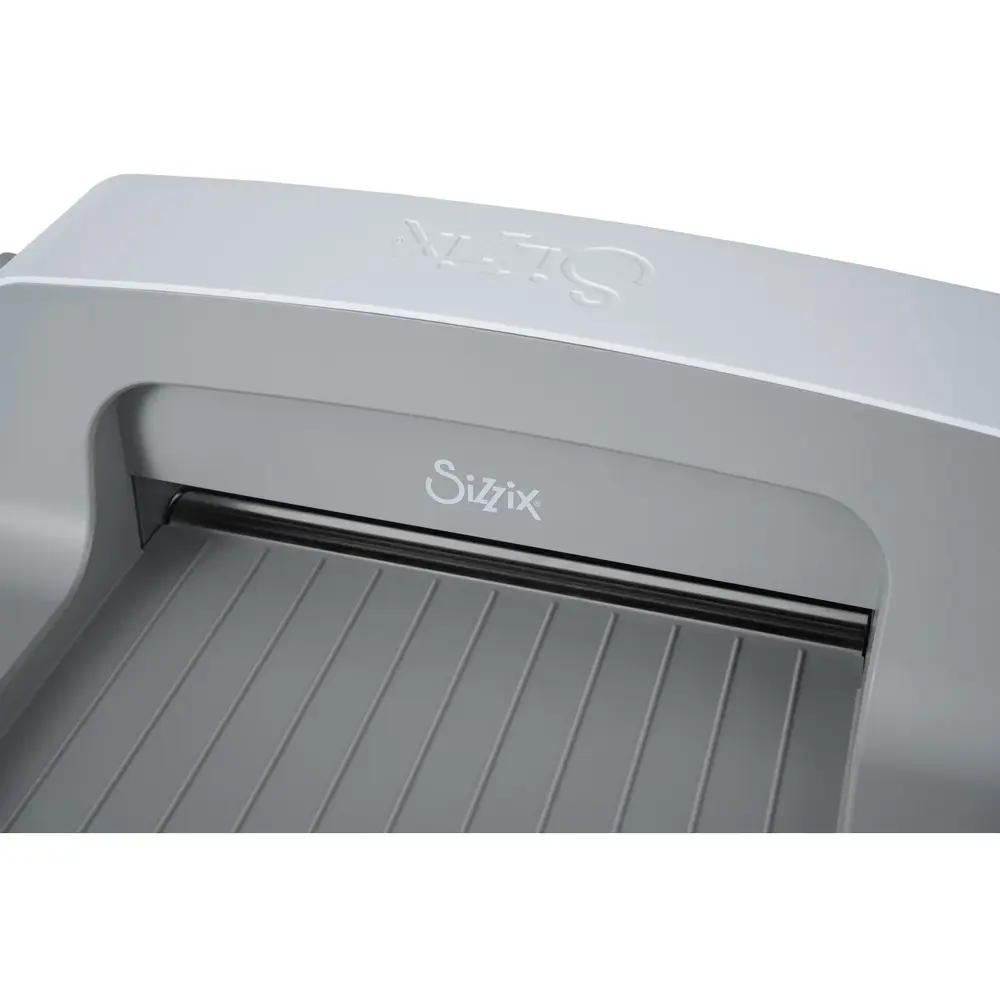 Sizzix Big Shot Plus Only NEW Model (667140) + GRATIS DISNEY SNIJMAL Sizzix Big Shot Plus Only NEW Model (667140) + GRATIS DISNEY SNIJMAL