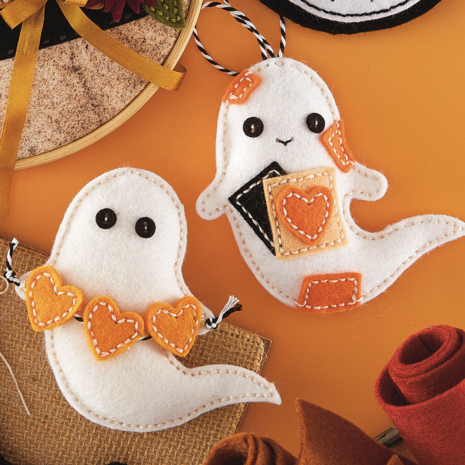 Spellbinders PRE-ORDER Halloween Felt Stitch & Create Patchwork Boo Dies (S5-773) Spellbinders PRE-ORDER Halloween Felt Stitch & Create Patchwork Boo Dies (S5-773)