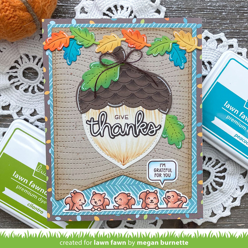 Lawn Fawn Outside In Stitched Acorn Dies (LF4209) Lawn Fawn Outside In Stitched Acorn Dies (LF4209)