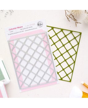 Pinkfresh Studio PRE-ORDER Season of Wonder Coverplate Die Celestial Weave (337226) Pinkfresh Studio PRE-ORDER Season of Wonder Coverplate Die Celestial Weave (337226)