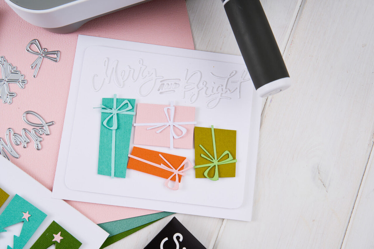 Sizzix PRE-ORDER Thinlits Die Set Classic Holiday Handwriting by Tim Holtz (660979) Sizzix PRE-ORDER Thinlits Die Set Classic Holiday Handwriting by Tim Holtz (660979)