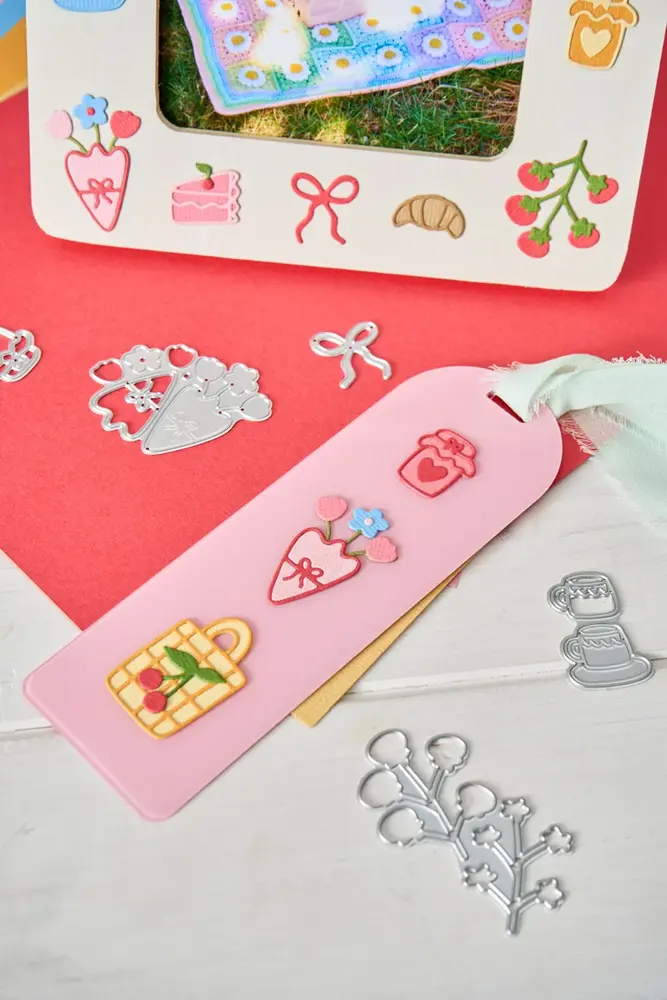 Sizzix Thinlits Die Picnic Treats (18pcs) by Letters by Shells (667202) Sizzix Thinlits Die Picnic Treats (18pcs) by Letters by Shells (667202)