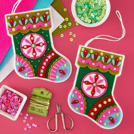 Spellbinders PRE-ORDER Festive Felt Christmas Festive Stocking Dies (S7-302) Spellbinders PRE-ORDER Festive Felt Christmas Festive Stocking Dies (S7-302)