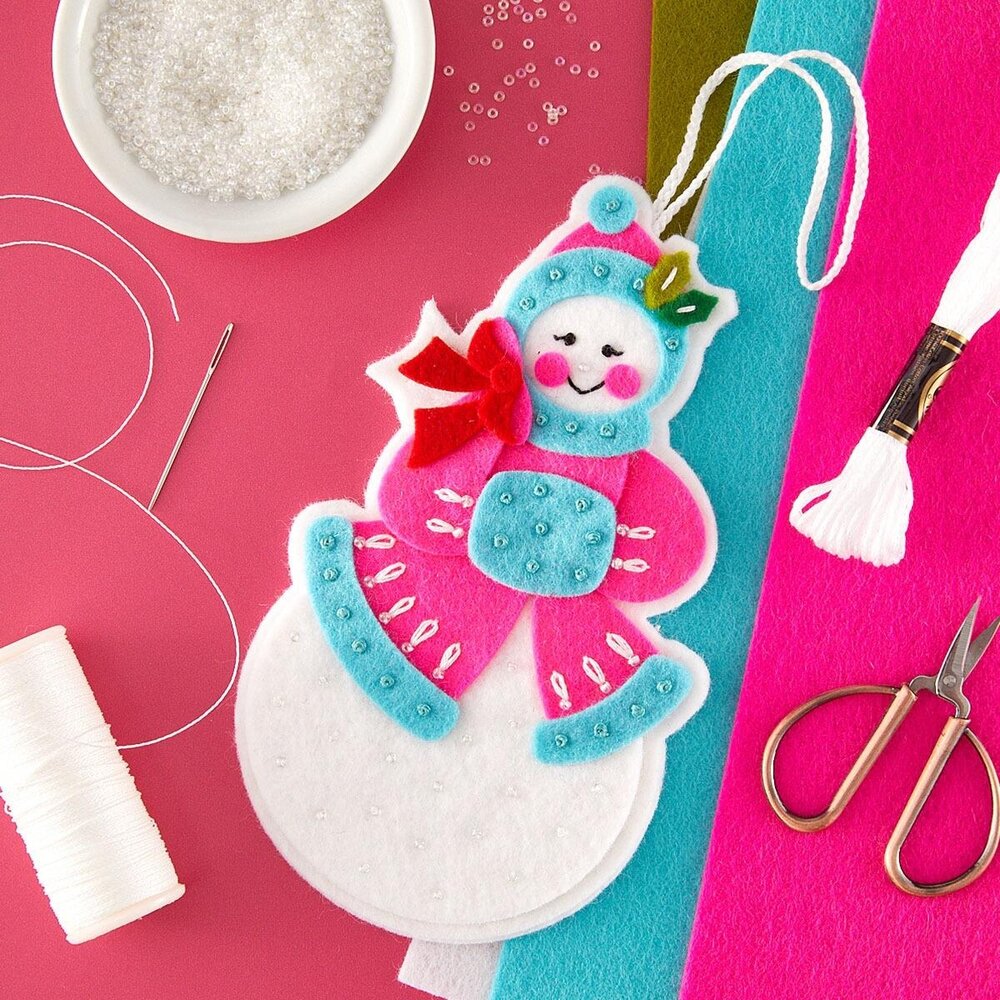 Spellbinders PRE-ORDER Festive Felt Christmas Festive Snowlady Dies (S7-306) Spellbinders PRE-ORDER Festive Felt Christmas Festive Snowlady Dies (S7-306)