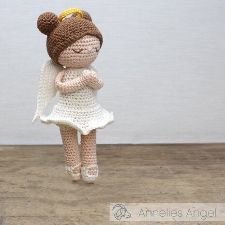 Hardicraft Annelies Angel Crochet Kit (HC-40SM123)