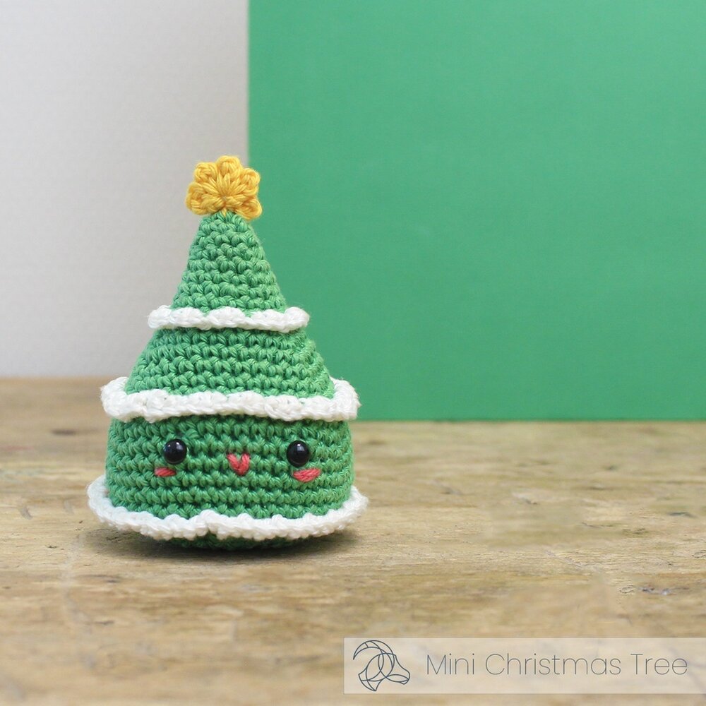 Hardicraft Mini Christmas Tree Crochet Kit (HC-40MB132)