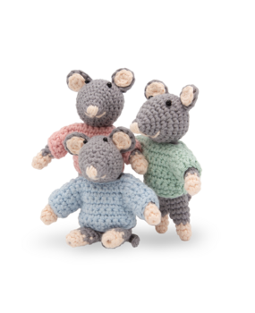 Hardicraft Sam & Julia Triplets Crochet Kit (HC-43SJ004) Hardicraft Sam & Julia Triplets Crochet Kit (HC-43SJ004)