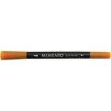 Tsukineko Memento Dual Marker Peanut Brittle (PM-802) Tsukineko Memento Dual Marker Peanut Brittle (PM-802)