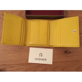 AIGNER AIGNER LOGO Design Damen Leder PORTEMONNAIE Geldbörse lemon 152008 NEU