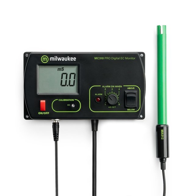 EC Meter / continu monitor MC310 EC Meter / continu monitor MC310