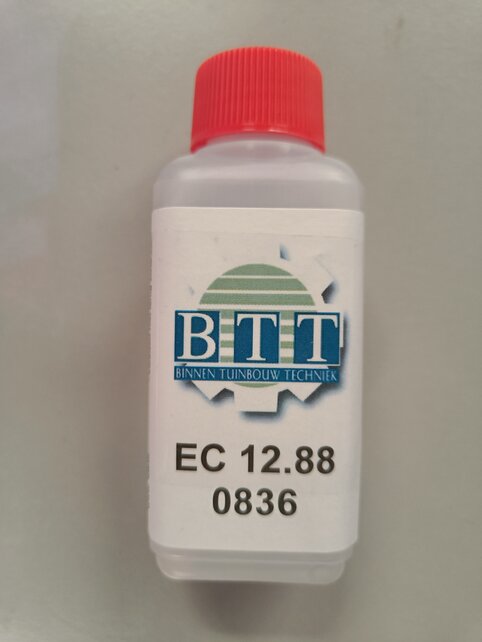 EC-Kalibrierflüssigkeit 12,88 mS / cm 100 ml. EC-Kalibrierflüssigkeit 12,88 mS / cm 100 ml.