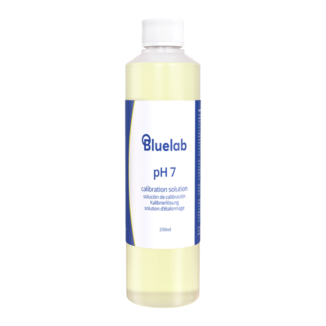 Bluelab pH7 Calibration Fluid 250ml Bluelab pH7 Calibration Fluid 250ml