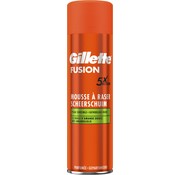 Gillette Fusion Scheerschuim met Amandelolie / Gevoelige huid - 250ml