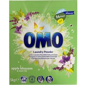 Omo Apple Blossom & Water Lily Waspoeder (5KG) - 100 wasbeurten