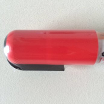 ZIG Posterman ZIG Posterman PMA-50 stift smal 2-6 mm rood, niet met water uitwisbaar. Enkel te gebruiken op een niet poreuse ondergrond. Te verwijderen met een reiniger. (Lukt niet met een sopje)