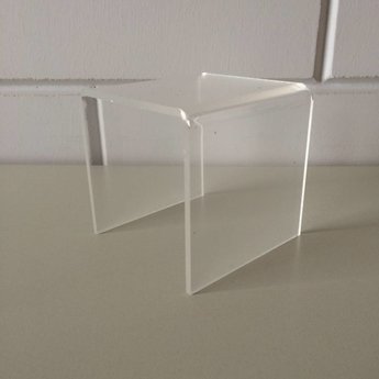 Acryl-bruggetje 10x10cm hoogte 10 cm, dikte 4mm, helder transparantMade in Holland
