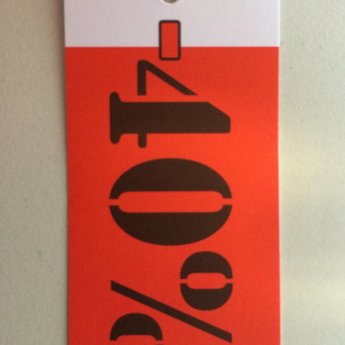 Hangetiket 35x70 mm bedrukking in zwart en rood:  -40%          250st