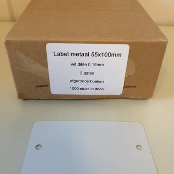 Label metaal 55x100 mm wit 2 gaten, afgeronde hoeken, gelakt bandstaal dikte 0.15mm 1000 stuks. Diameter van de gaten zijn 4,5 mm.