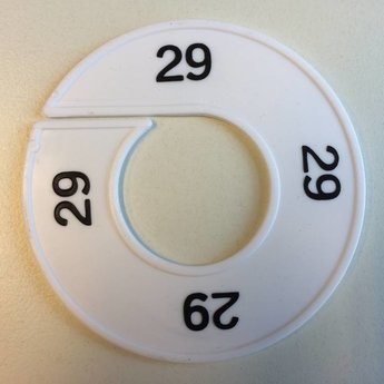 Maatring 9 cm wit/zwart  29<br />
Diameter van de maatring is 9cm, en de diameter van het gat is 4cm.