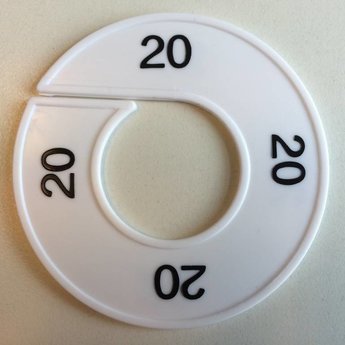 Maatring 9 cm wit/zwart  20<br />
Diameter van de maatring is 9cm, en de diameter van het gat is 4cm.