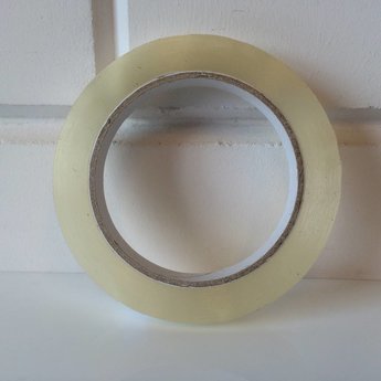 Tape transparant 15mm x 66 meter  grote kern, goede kwalitiet PP-acryl low noise.