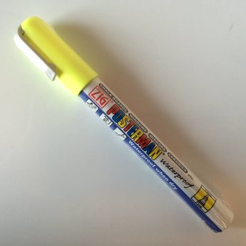 ZIG Posterman ZIG Posterman stift PMA-20 geel fine, niet met water uitwisbaar. Enkel te gebruiken op een niet poreuse ondergrond. Te verwijderen met een reiniger. (Lukt niet met een sopje)