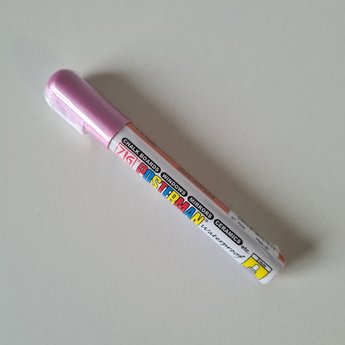 ZIG Posterman ZIG Posterman stift PMA-30 metallic rose, niet met water uitwisbaar. Enkel te gebruiken op een niet poreuse ondergrond. Te verwijderen met een reiniger. (Lukt niet met een sopje)