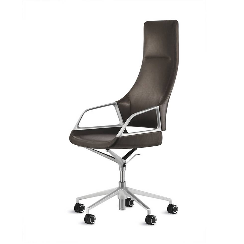 proper posture when sitting at a computer