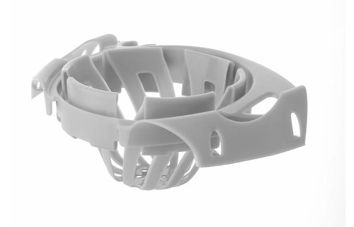 Emmer ovaal 12 L. met schenktuit en stevige winger Emmer ovaal 12 L. met schenktuit en stevige winger