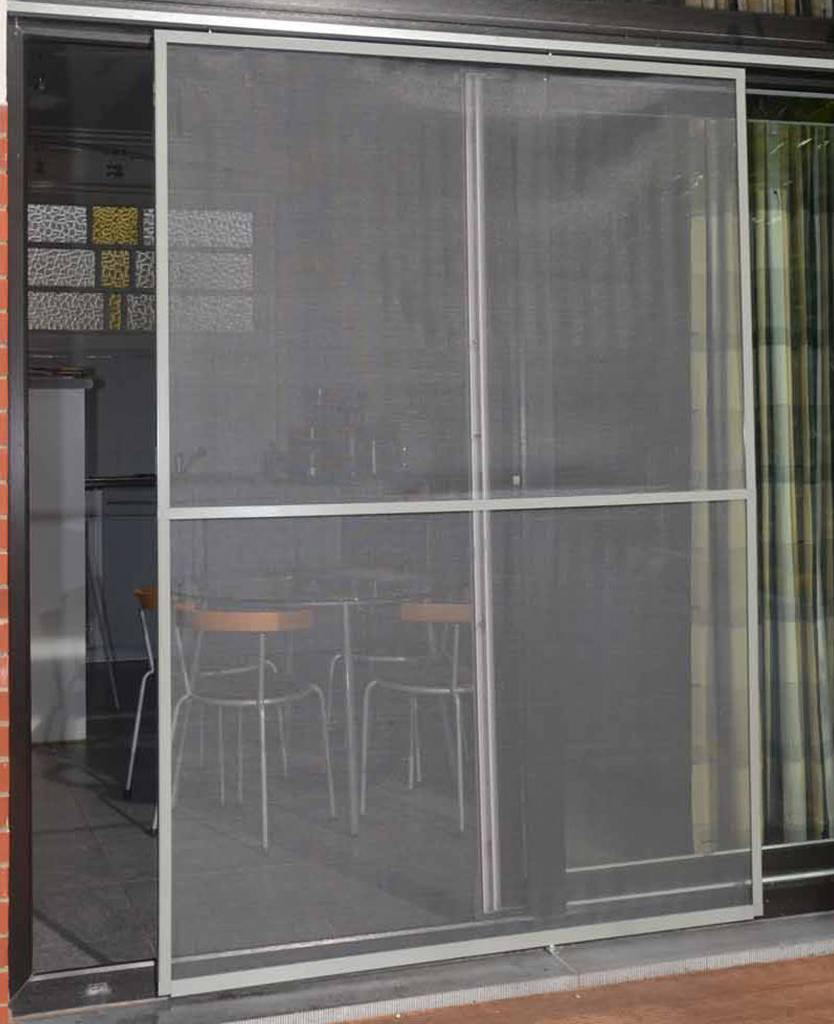 Aluminium Hordeur Veranda Grijs 150 x 220 cm. Aluminium Hordeur Veranda Grijs 150 x 220 cm.
