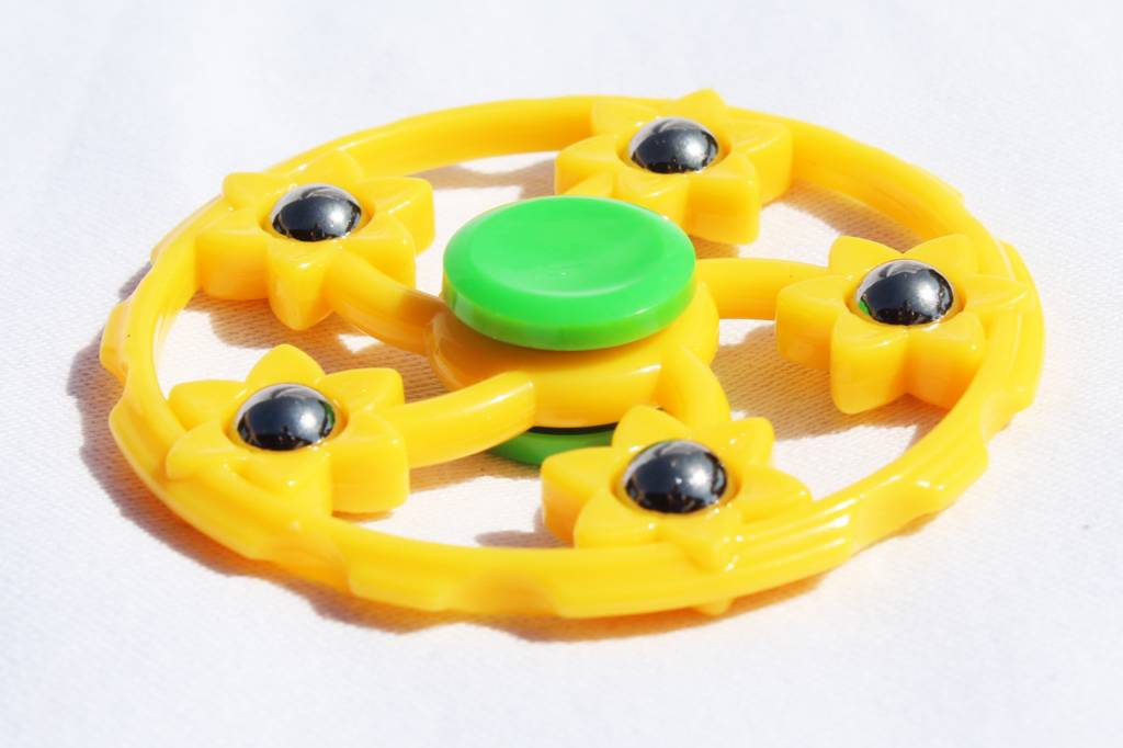 Hand spinner Geel 5 kogels rond