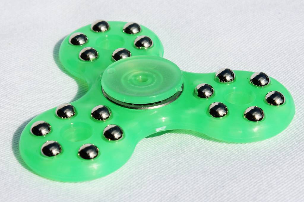 Hand spinner 18 kogeltjes Groen Hand spinner 18 kogeltjes Groen